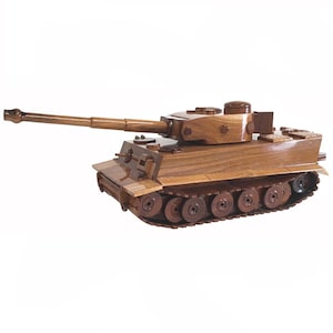 Panzerkampfwagen Tiger 1 WW2 Heavy Tank Desktop Model