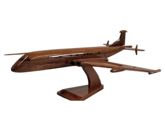Hawker Siddeley Nimrod Mk2 RAF Maritime Patrol/ Anti-Submarine Warfare Aircraft Wooden Desk Top Model.