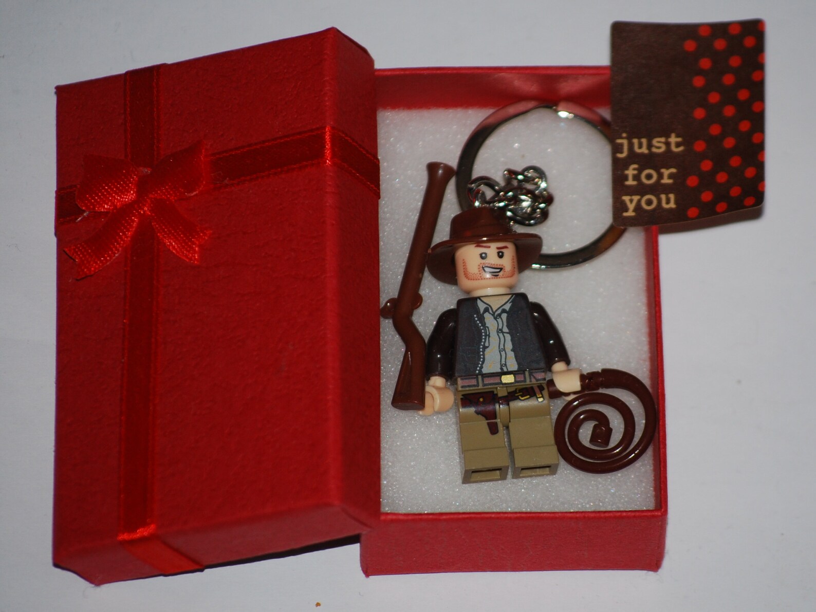 Indiana Jones Keychain Lovely Present Box plateforme Etsy