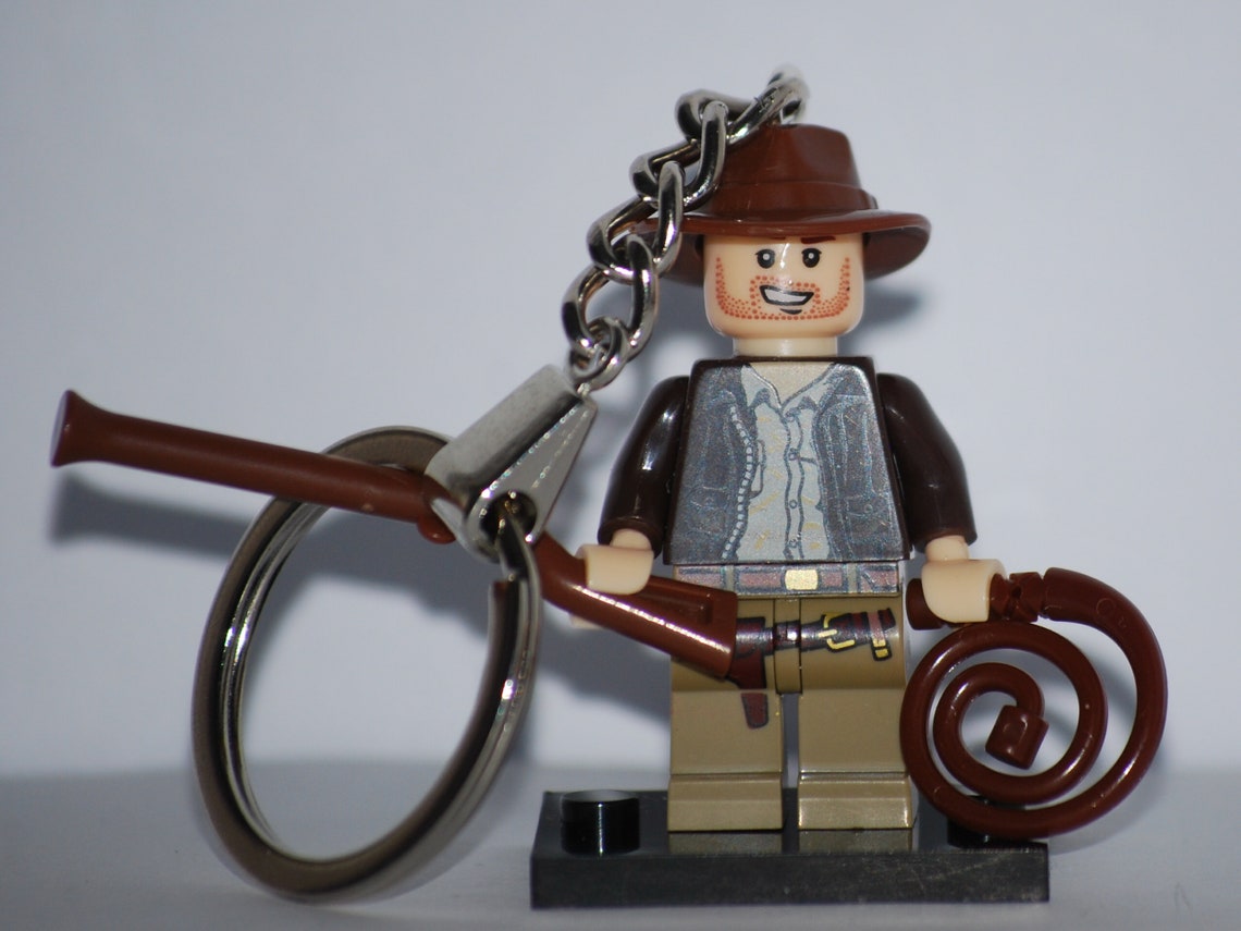 Indiana Jones Keychain & Lovely Present Box platform added Etsy