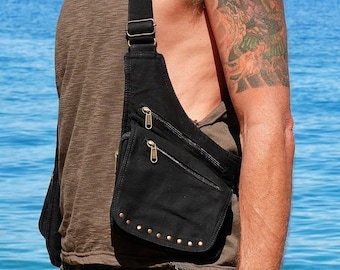 Holster aus Baumwolle ~ Halftertasche ~ Mit 6 Taschen ~ Einheitsgröße ~ Voll verstellbar ~ Schwarz mit dekorativen Nieten ~ Der Hawk Holster