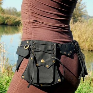 Pocket belt ~ Utility belt ~ Festival and travel hip bag ~ With 5 pockets ~ Black cotton ~ Unisex ~ The Celticbelt