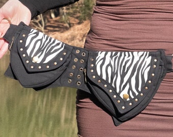 Utility belt ~ Belt bag ~ With 4 pockets ~ For festival and travel ~ Black cotton with white tiger prints ~ The Venturous Belt
