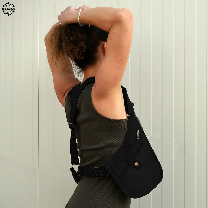 THE HOLSTER Shoulder bag Utility vest with 6 pockets Fully adjustable Black cotton Unisex image 9