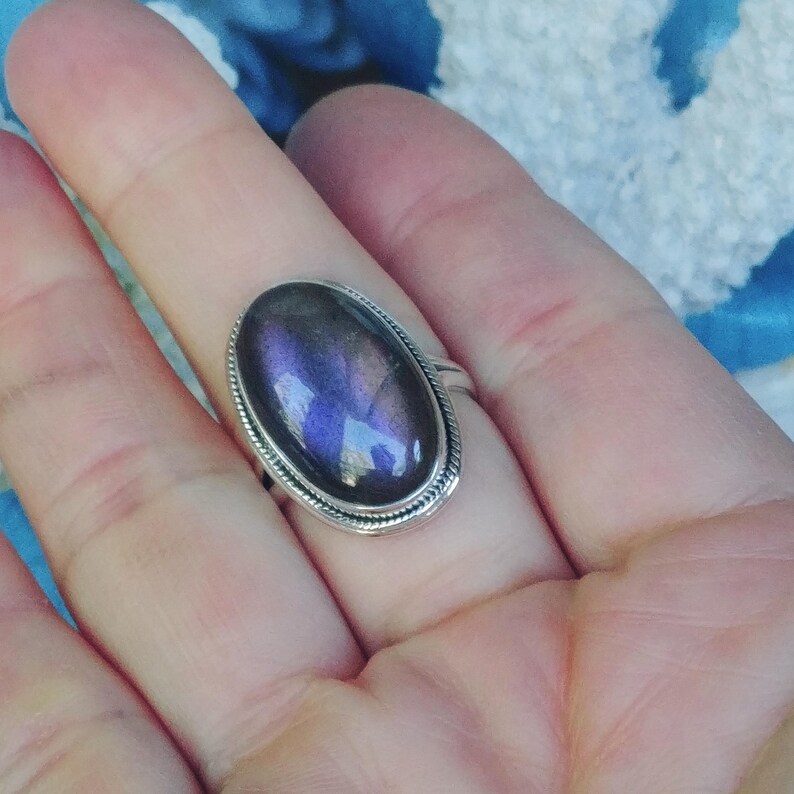 taille 61 925 sterling Silver Size 9 34 Oval Shape Labradorite Ring PURPLE Fire Labradorite Ring Purple Flash Labradorite Ring