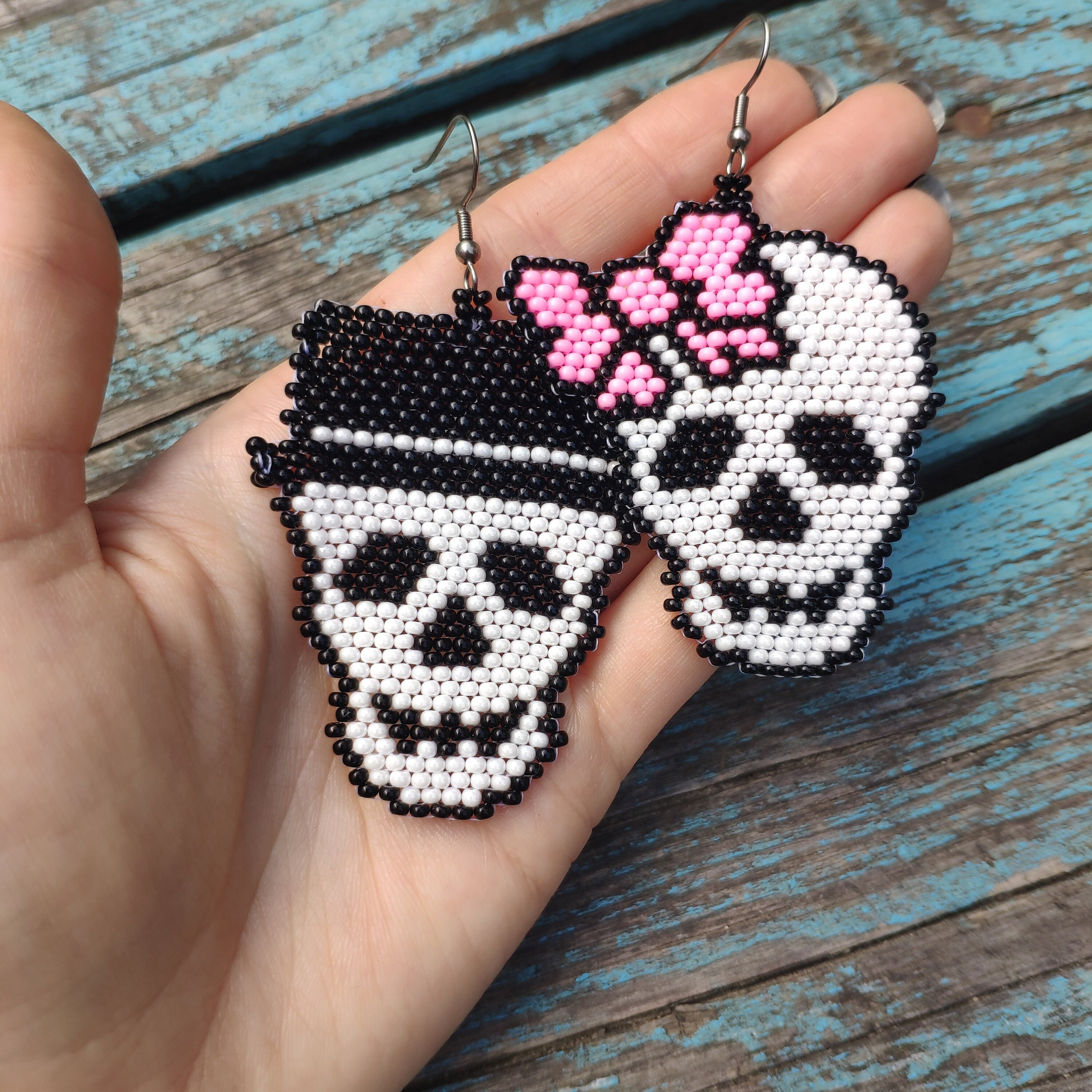 Beaded skull earrings deals