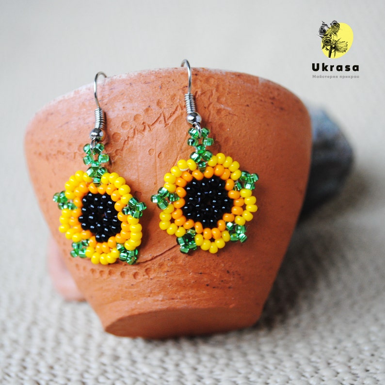 Sunflower earrings Yellow seed bead earrings Flower earrings Etsy