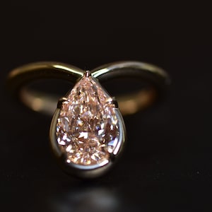 3.17 Lab Grown Fancy Intense Pink VVS2 Diamond IGI certified