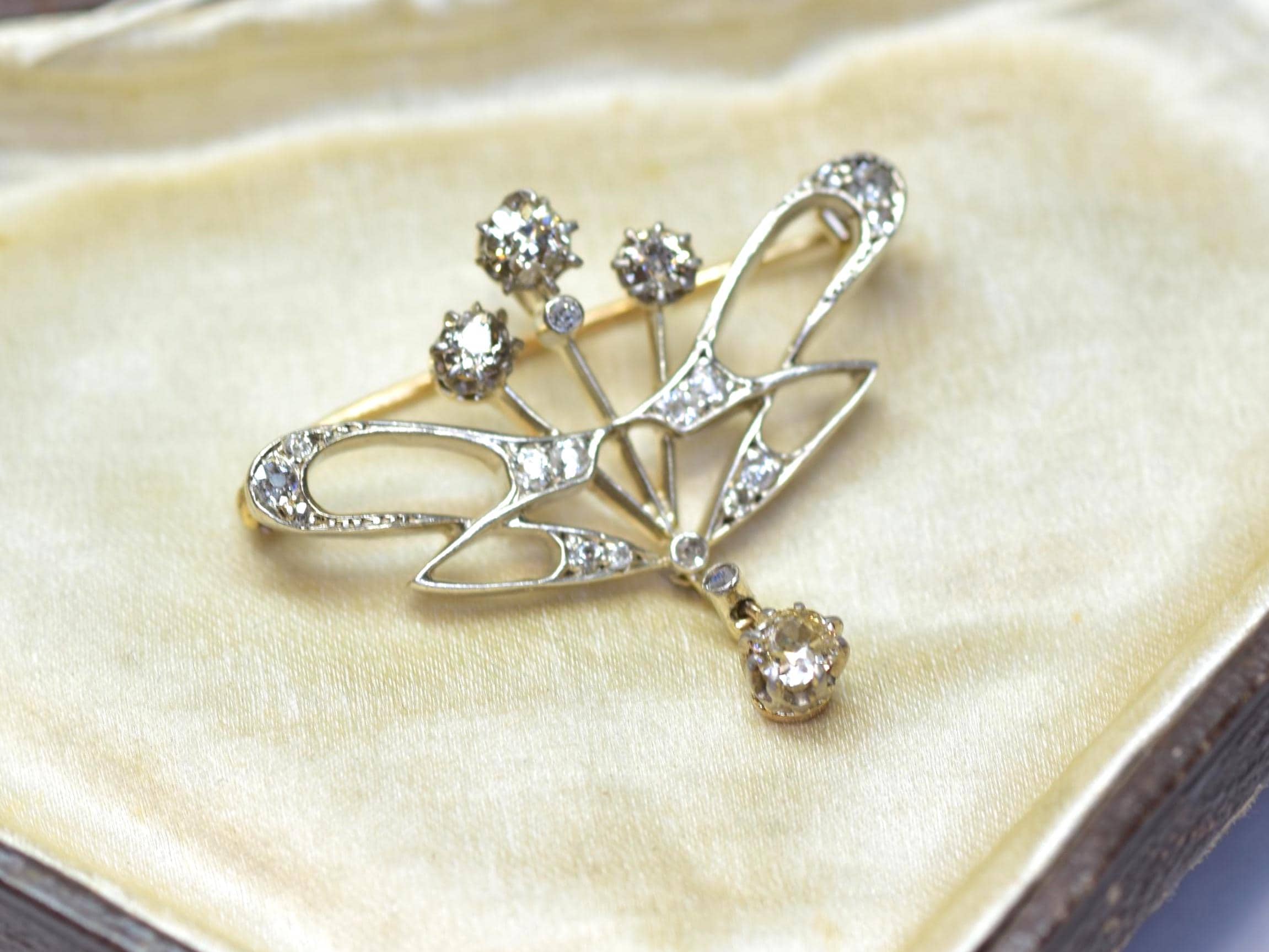 Edwardian 1.5 carat Diamond Convertible Brooch Pendant