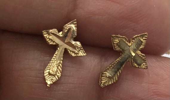 14K Solid Gold Earrings. Diamond cut Hold Cross S… - image 3