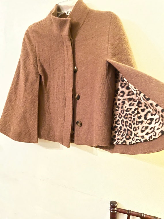 Chico,s Wool Cape Contrasting Pattern Linning Concealed