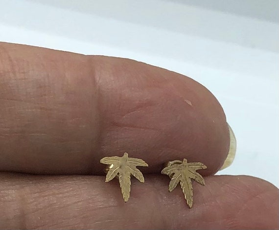 Solid Yellow Gold *Marijuana Leaf* Post Earrings … - image 1