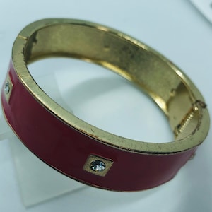 Elegant Red Cuff Bracelate