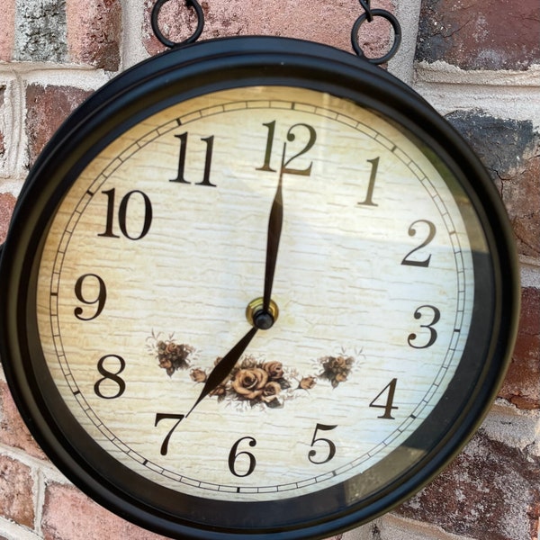 Horloge de gare suspendue double face en métal vintage pour intérieur/extérieur