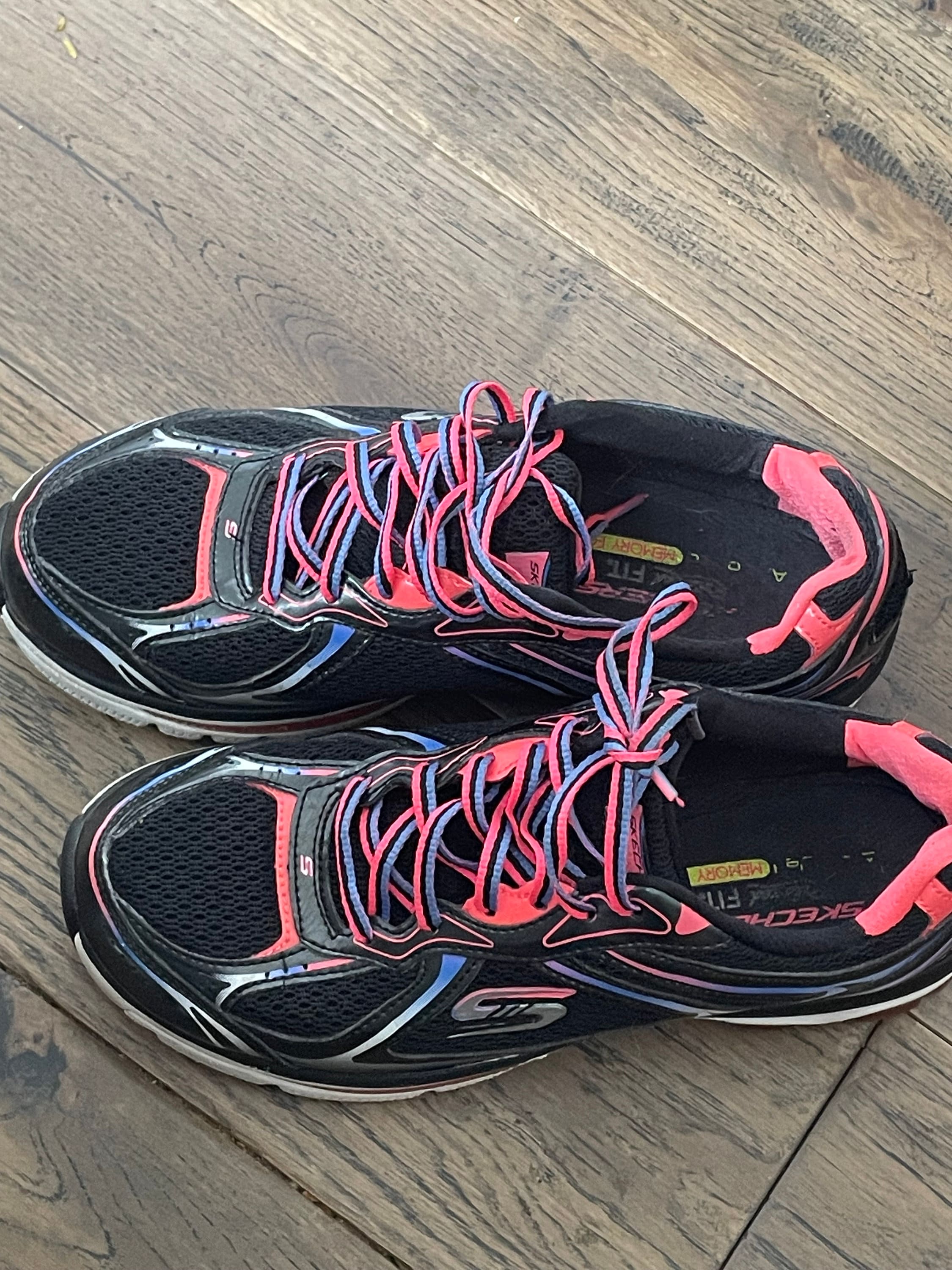 Zapatos para caminar múltiples Skechers Supernova 765 negros para mujer #Talla 8.5