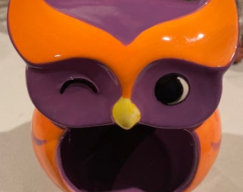 Winking Eye Owl Sponge Holder/Halloween Candy Dish Ceramic Orange /purple