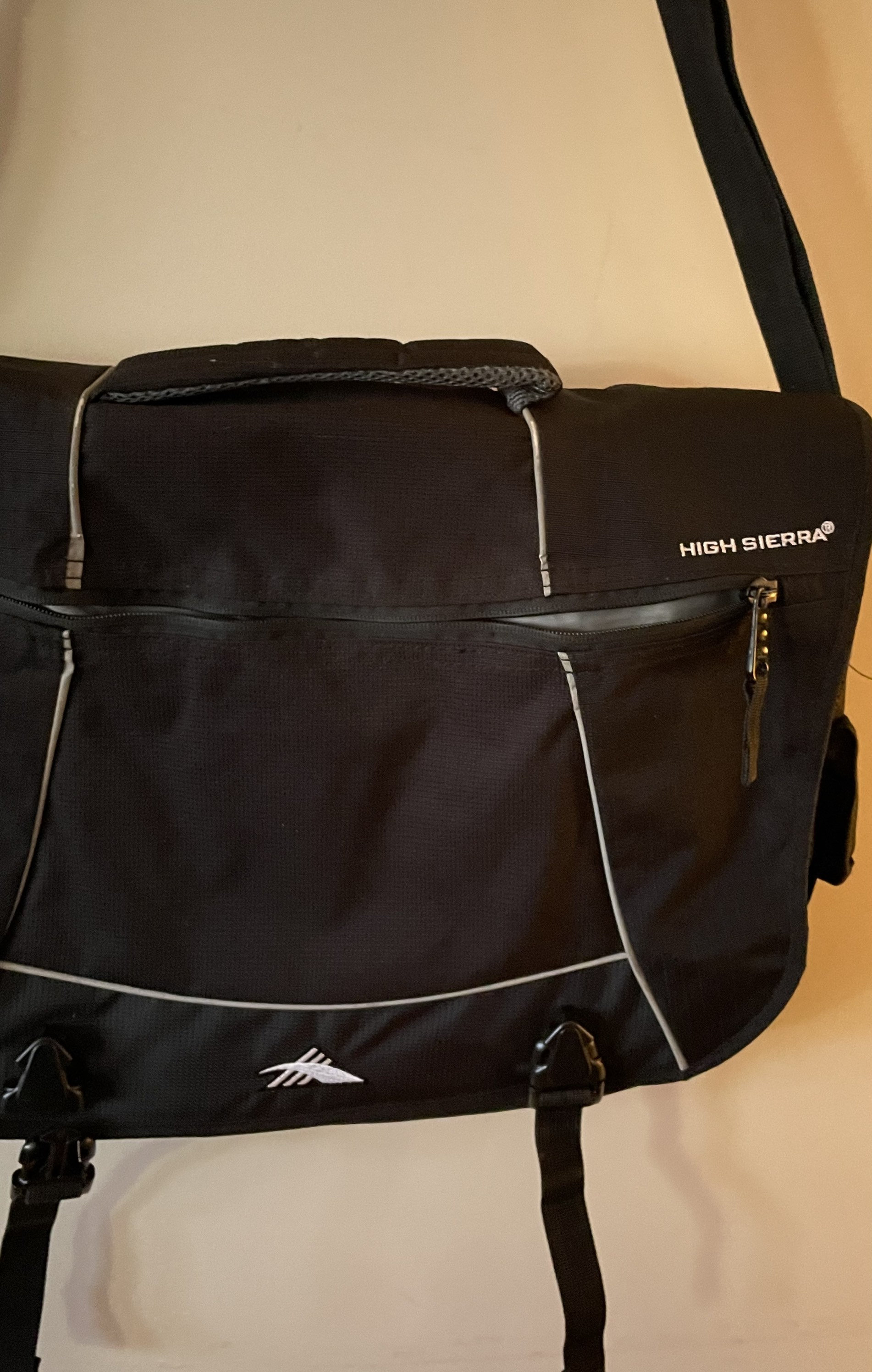 High Sierra Commute Oversized Messenger Bag. Laptop Messenger Bag Black. Etsy