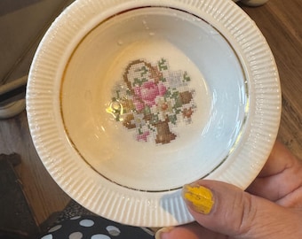 Set di 2 ciotole vintage in ceramica Saleem con bordo in oro 24 carati e motivo floreale in PP.