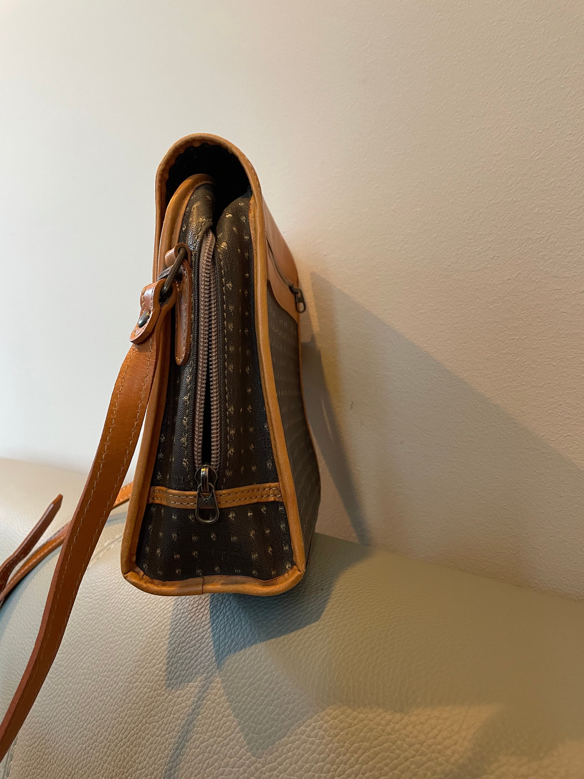 Vintage Grand Lion Signature Brown Leather Crossbody Bag Italy - Etsy