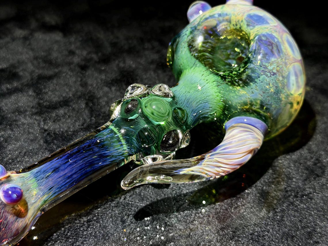 Color Changing Honeycomb Hand Pipe With Implosion Horn, Rich Purple ...