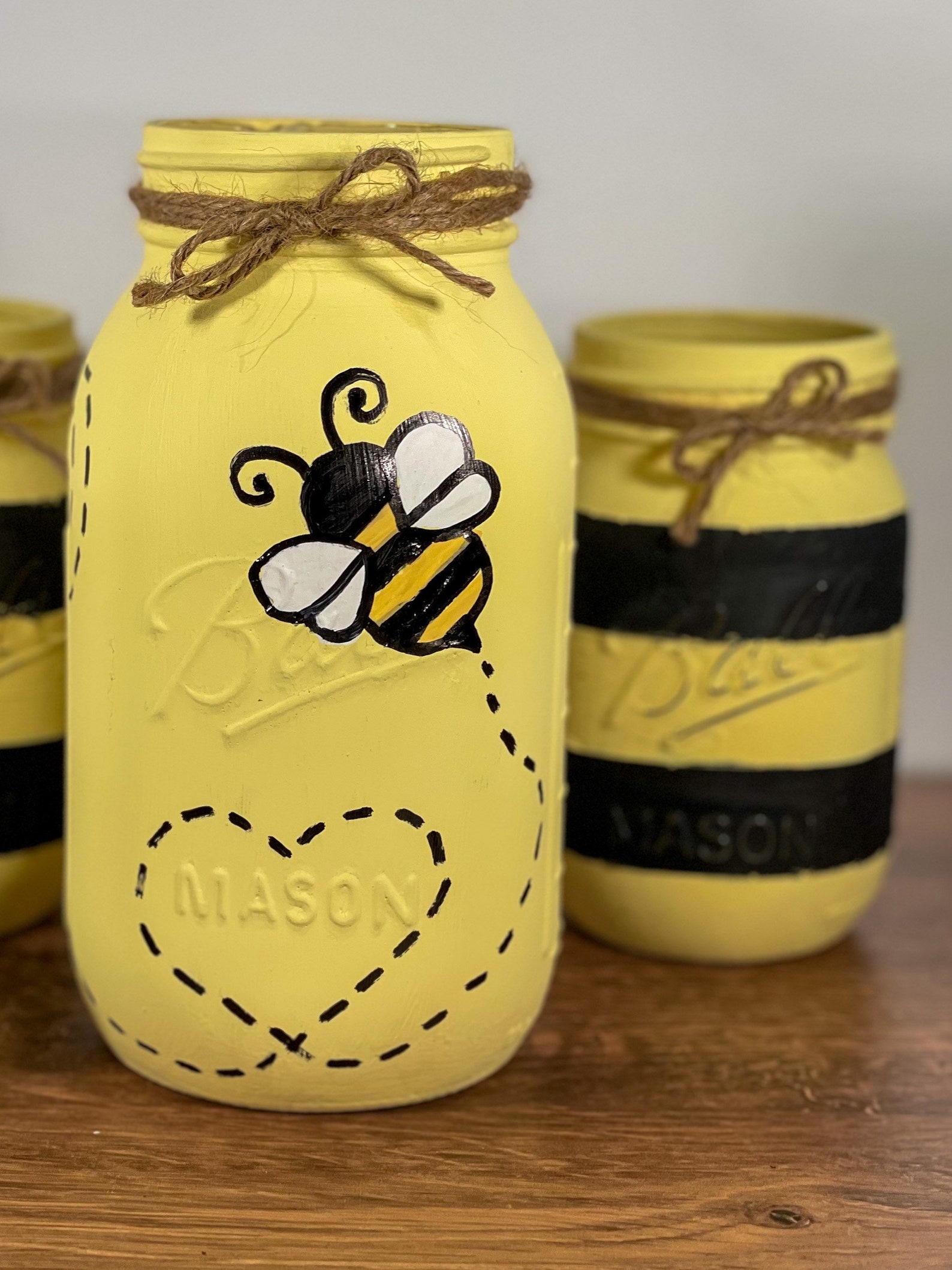 Bee Mason Jars / Mason Jar Centerpiece / Bee Decor / Bee Etsy