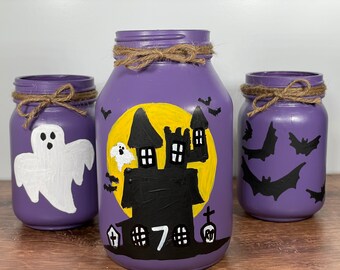 Halloween Mason Jars / Haunted House Mason Jars / Halloween Decor / Painted Mason Jars