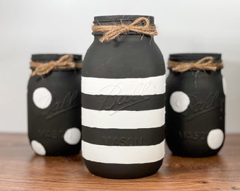 Black & White Mason Jars / Mason Jar Centerpiece / Painted Mason Jars