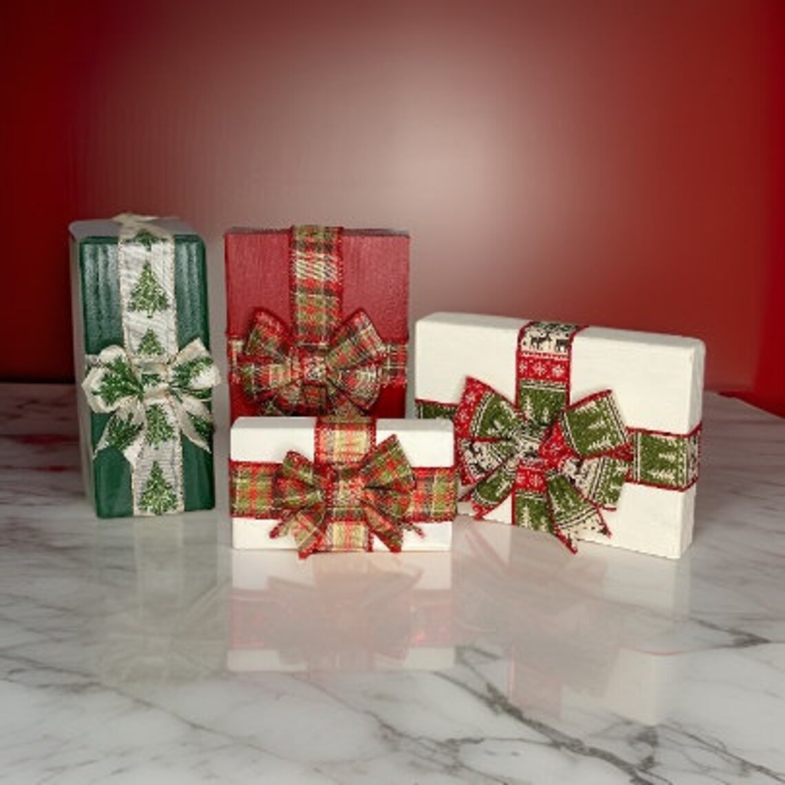 Wood Christmas Present Blocks / Classic Christmas Gift Wood Blocks ...