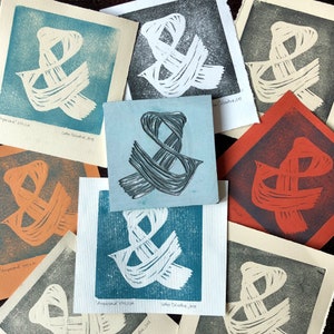 E commerciale |  Linoleografia stampa stampata a mano, artigianalmente arte grafica, scritte a mano su ordinazione, calligrafia, Tipografia Design, Minimal arte
