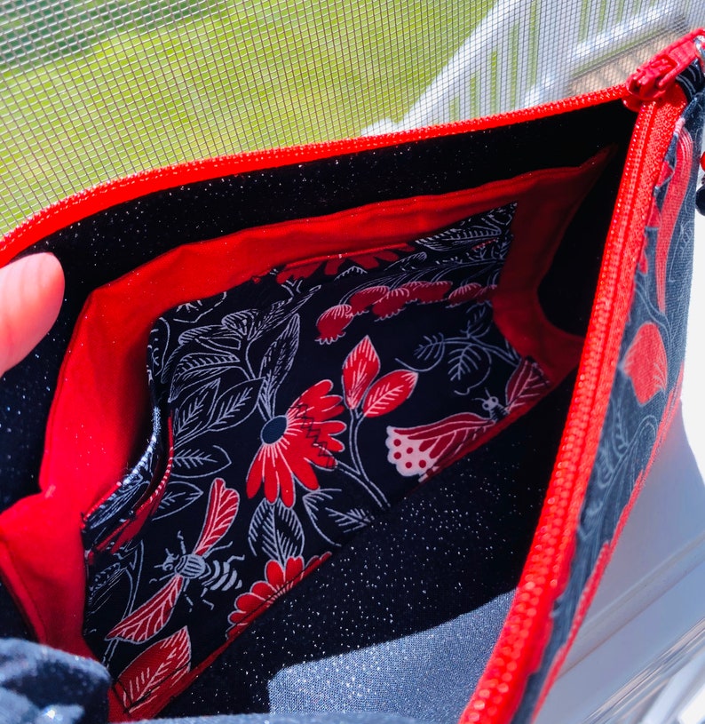 Perfect Zip Wristlet Bag Midnight flowers