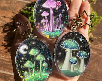 Holographic Star Mushroom Keychain: Whimsical Fairycore Charm