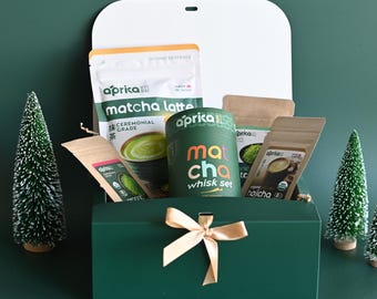 Holiday 5-Piece Tea Gift Set: Matcha Latte Mix, Hojicha, Café Matcha, Ceremonial Matcha, Whisk Set in a Gift Box