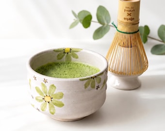 Japanese Green Flower Tea Ceremony Set – Ceramic Chawan Bowl with Whisk & Accessories Kit