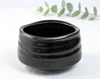 Black Ceramic Matcha Bowl 17 oz with Rolled Rim, Matcha Chawan for Whisking and Drinking, Tea Ceremony Bowl, 6 Colors available