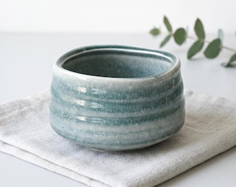 Seafoam Ceramic Matcha Bowl 17 oz with Rolled Rim, Matcha Chawan for Whisking and Drinking, Tea Ceremony Bowl, 6 Colors available