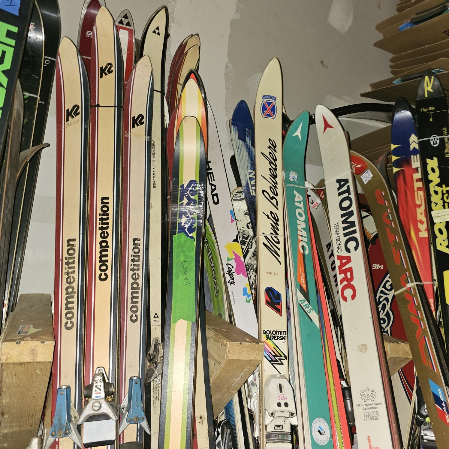 Antique Snow Skis Wall Decor: 80s-90s Ski Set With Bindings - Etsy