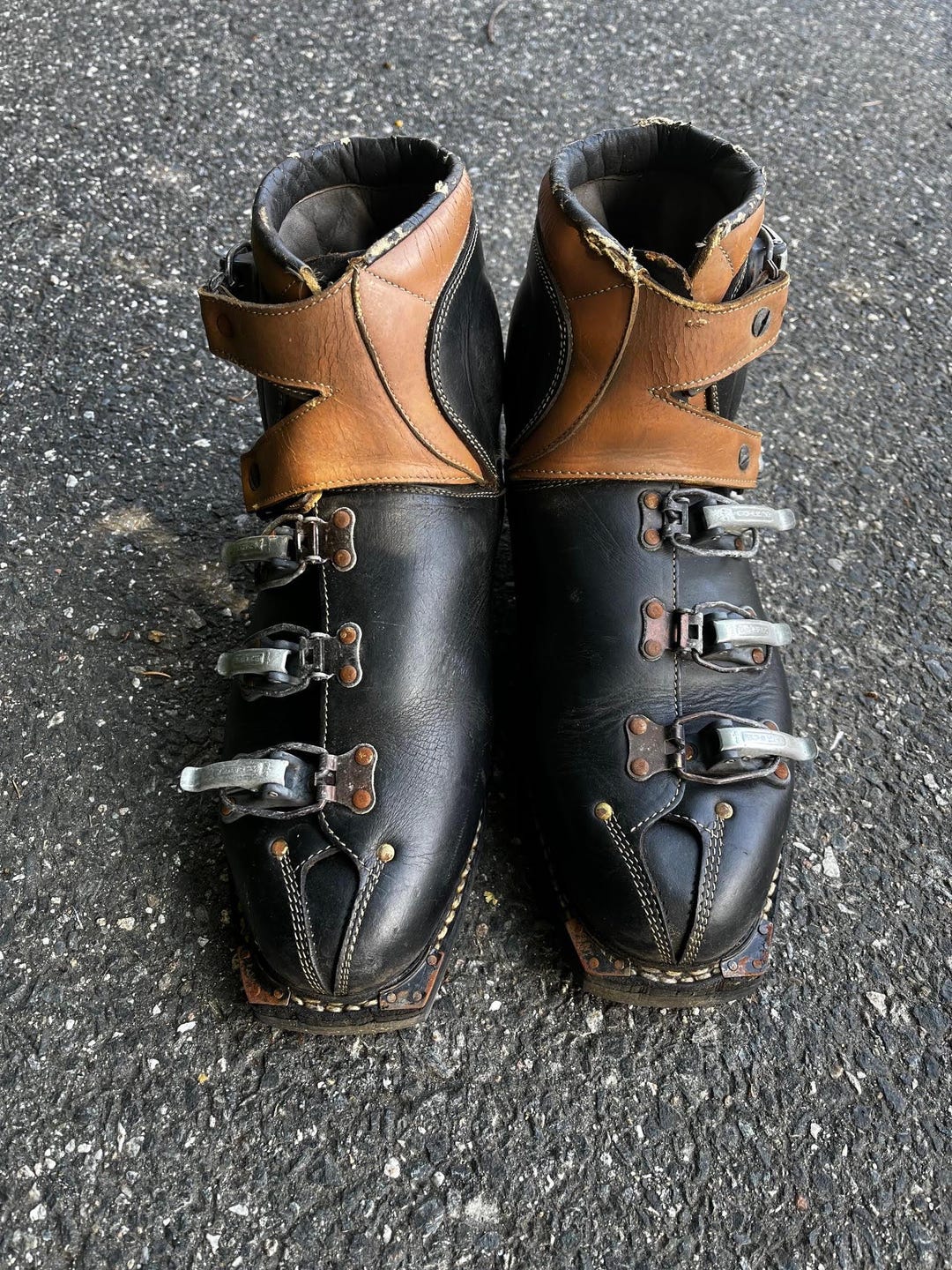 靴 Vintage Studs Buckle Design Boots EU 40 / UK 7 Vintage Spiked Studded New Rock Boots - Etsy