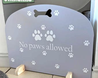 Personalised Dog Stair Barrier: Custom Paw Print, No Drilling Required