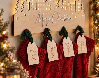 Soporte para calcetines navideños / Feliz Navidad / Exhibidor de calcetines navideños personalizado / Letrero de madera para calcetines navideños / Chimenea / Decoración navideña / Pueblo navideño