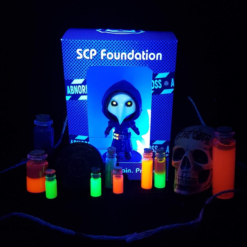 SCP 049  Plaque Doctor Handmade figure / SCP Foundation image 0