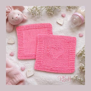 May include: A set of three ceramic mugs with a speckled, matte finish in cream, light grey, and dark grey. Each mug has a minimalist design and a rounded handle. Ideal for tea or coffee.