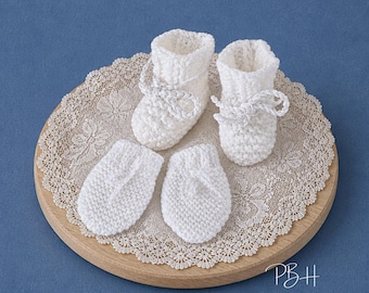 BABY Bootee & Mittens Knitting Pattern, Newborn Knitting Pattern, Pattern for Baby Accessories, Instant PDF Download, Simple Baby Pattern