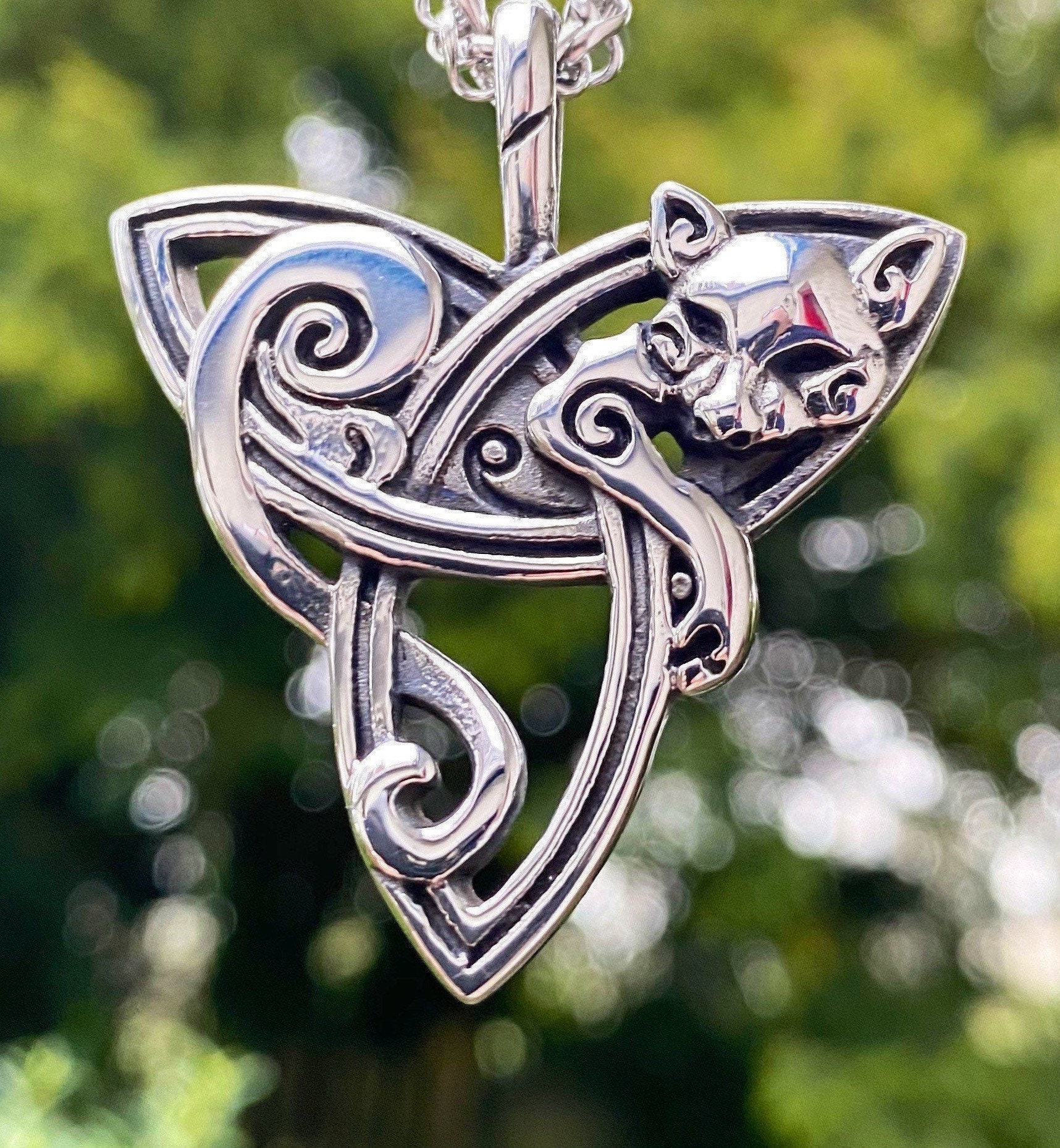 Cat triquetra deals necklace