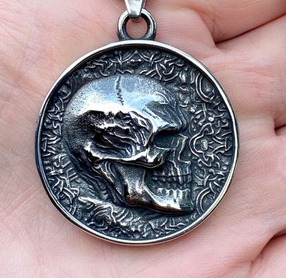 Skull Necklace, Punk Style Men's Pendant, Stainless Steel Gothic Gifts