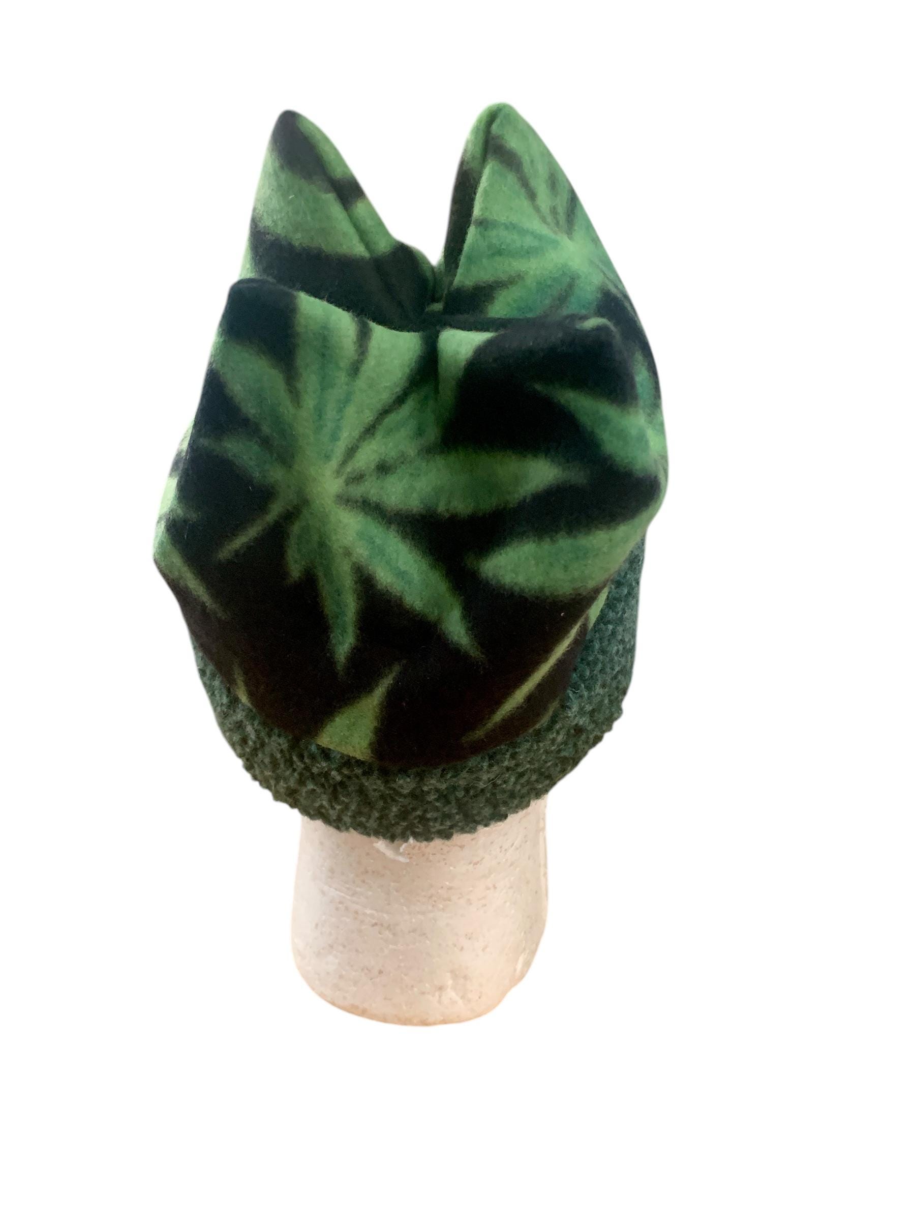 Retro Leaf Four Peaks Polar Fleece Hat With Chunky Burr Burr