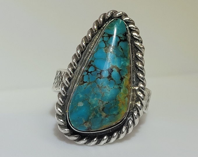 Turquoise Ring, web Kingman Turquoise, southwest turquoise ring, Sterling Silver band, handcrafted Southwest turquoise ring.