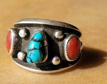 Vintage Native American ring, Turquoise and coral on Sterling band, old southwest turquoise jewelry, turquoise nugget ring.