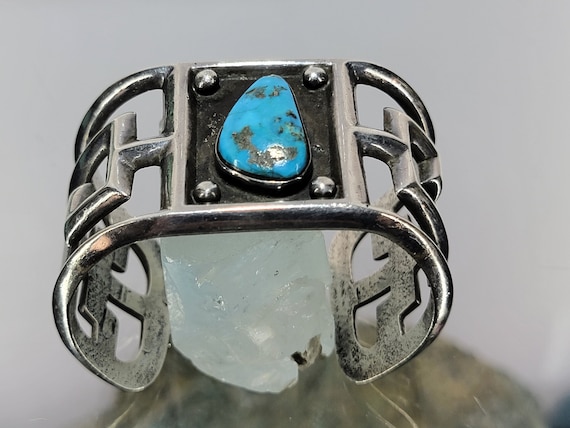 Vintage turquoise cuff, Navajo sandcast turquoise… - image 1