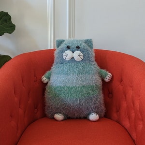 Crochet Cat Pillow: Soft Acrylic Yarn, Hypoallergenic