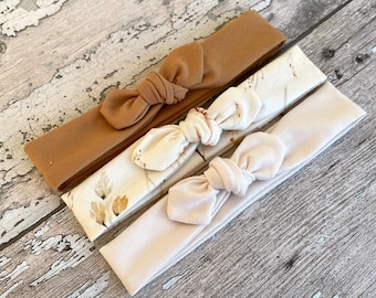 Conjunto de 3 diademas de nudo Tiny Baby Bow, conjunto de diadema de nudo superior floral y camelbrown, diadema pequeña para recién nacidos, conjunto de diadema boho